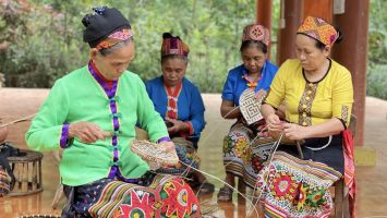 Những làng nghề Tây Nghệ vươn ra thế giới