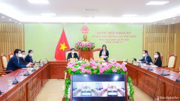 Giảm bớt các thủ tục hành chính, đẩy nhanh tiến độ thực hiện các dự án hạ tầng chiến lược quan trọng