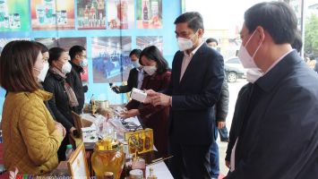 Lấy ý kiến của nhân dân về kết quả thẩm tra huyện Quỳnh Lưu đủ điều kiện đạt chuẩn Nông thôn mới