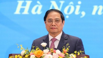 Thủ tướng Phạm Minh Chính đối thoại với phụ nữ Việt Nam