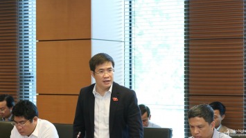 Đại biểu Quốc hội đoàn Nghệ An đề nghị Chính phủ xem xét tăng chế độ cho cán bộ thôn, tổ dân phố