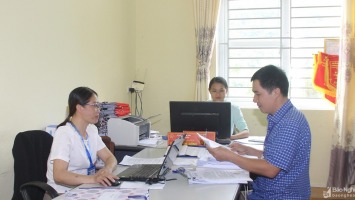 "Trao quyền" chủ động cho cấp xã trong sắp xếp, bố trí cán bộ, công chức