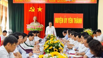 Phó Bí thư Tỉnh ủy Nghệ An Hoàng Nghĩa Hiếu làm việc với Ban Thường vụ Huyện ủy Yên Thành