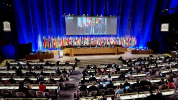 7 đại sứ quán tham dự lễ vinh danh và kỷ niệm năm sinh, năm mất Nữ sĩ Hồ Xuân Hương