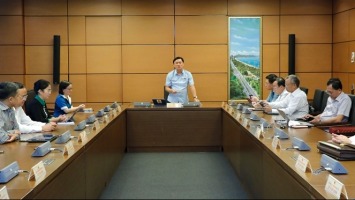 Một số hình ảnh thảo luận tại tổ về dự án Luật Phòng thủ dân sự, Luật Hợp tác xã (sửa đổi)