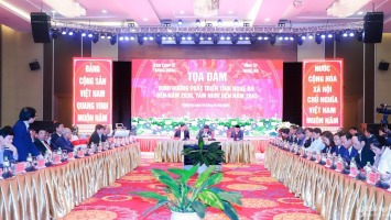 Tọa đàm khoa học 'Định hướng phát triển tỉnh Nghệ An đến năm 2030, tầm nhìn đến năm 2045'