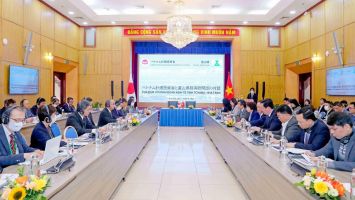 Chủ tịch UBND tỉnh Nghệ An tham dự Tọa đàm với Phái đoàn kinh tế tỉnh Toyama (Nhật Bản)