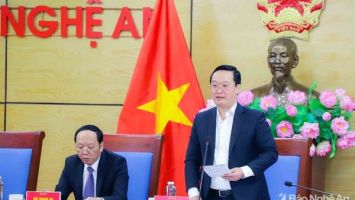 Chủ tịch UBND tỉnh: Chăm lo cho nhân dân đón Tết Nguyên đán vui tươi, ấm áp, đủ đầy