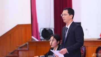 Giám đốc Sở Tài chính Nghệ An trả lời chất vấn về bố trí vốn đối ứng cho các Chương trình mục tiêu quốc gia vùng đồng bào dân tộc thiểu số, miền núi