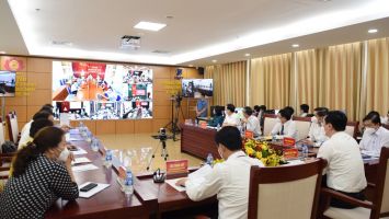 Đẩy nhanh tốc độ chuyển đổi số