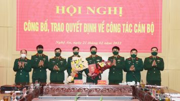 Nghệ An: Trao Quyết định bổ nhiệm Chủ nhiệm Chính trị Bộ Chỉ huy Quân sự tỉnh