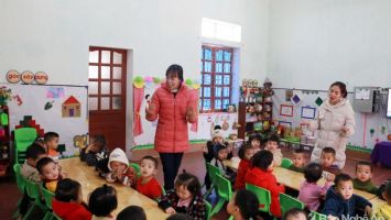Nghệ An đưa ra phương án tạm thời để chi trả lương cho giáo viên mầm non hợp đồng
