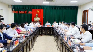 Chủ tịch UBND tỉnh Nguyễn Đức Trung tiếp công dân phiên định kỳ tháng 3/2022