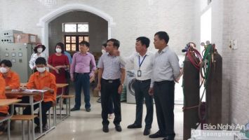 Giám sát công tác đào tạo, phát triển nguồn nhân lực tại Quỳnh Lưu