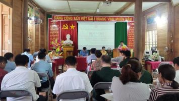 Cử tri Tương Dương đề xuất tăng diện tích giao khoán bảo vệ rừng phòng hộ cho nhân dân