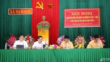 Đại biểu Quốc hội tiếp xúc cử tri tại Đô Lương