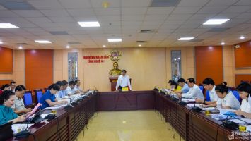 Ban Kinh tế - Ngân sách HĐND tỉnh thẩm tra các tờ trình, dự thảo Nghị quyết trình tại Kỳ họp thứ 7