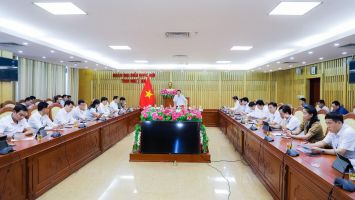 Tiến độ thu hồi đất nông, lâm trường để giao cho người dân còn chậm