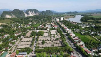 Tháng Bảy về với Nghĩa trang liệt sĩ quốc tế Việt - Lào