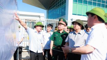 Thủ tướng Phạm Minh Chính thống nhất phương án đầu tư mở rộng Cảng Hàng không quốc tế Vinh và xây dựng Cảng nước sâu Cửa Lò