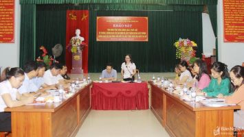 Đoàn Đại biểu Quốc hội tỉnh Nghệ An khảo sát về chấp hành pháp luật phòng, chống bạo lực gia đình tại huyện Thanh Chương