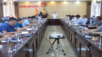 Các Ban HĐND huyện Con Cuông thẩm tra các báo cáo, tờ trình, dự thảo Nghị quyết trình kỳ họp thứ 5