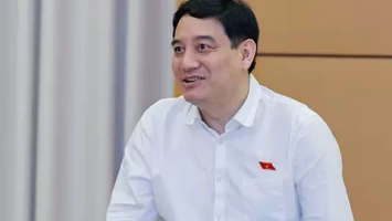 Đã đến lúc cải cách tiền lương, tăng lương cho công chức, y bác sĩ, giáo viên