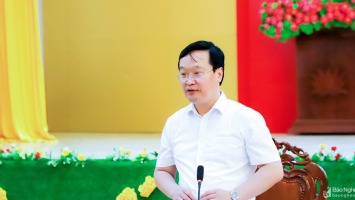 Chủ tịch UBND tỉnh: Anh Sơn cần đi đầu xây dựng nông nghiệp sinh thái, nông thôn hiện đại, nông dân văn minh