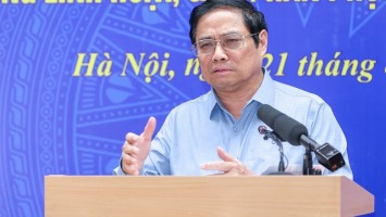 Thủ tướng yêu cầu giảm chi phí y tế từ tiền túi cho người dân