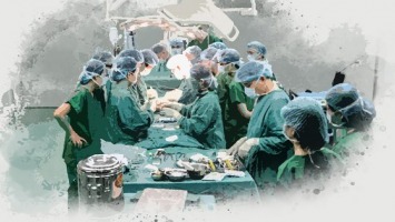 Tạo động lực cho bác sĩ bệnh viện công