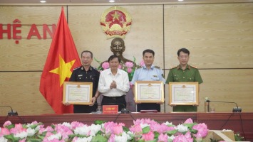 Xử lý nghiêm mọi hành vi buôn lậu, gian lận thương mại và hàng giả