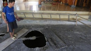 Yêu cầu Công ty CP Tân Hoàng Khang hỗ trợ toàn bộ kinh phí khắc phục sự cố nứt nẻ, sụt lún đất tại Quỳ Hợp