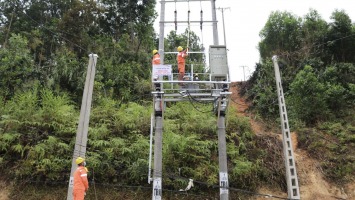 Sở Công thương trả lời cử tri kiến nghị đưa bản Phà Khốm, xã Phà Đánh, huyện Kỳ Sơn vào lộ trình được sử dụng điện lưới quốc gia