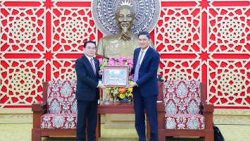 Lãnh đạo tỉnh Nghệ An tiếp xã giao lãnh đạo tỉnh Chăm Pa Sắc (CHDCND Lào)