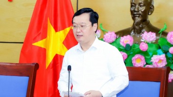 Chủ tịch UBND tỉnh: Triển khai quyết liệt, đồng bộ các giải pháp nhằm thúc đẩy tăng trưởng