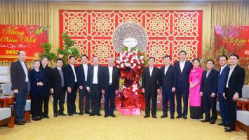 Tòa Giám mục Giáo phận Vinh chúc Tết Tỉnh ủy, HĐND, UBND, Ủy ban MTTQ Việt Nam tỉnh Nghệ An