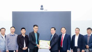 Chủ tịch UBND tỉnh Nguyễn Đức Trung thăm, chúc Tết các doanh nghiệp, nhà đầu tư