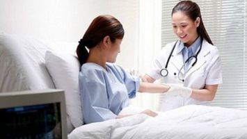 Cử tri quan tâm việc sửa đổi luật khám, chữa bệnh và quy hoạch tổng thể quốc gia