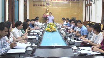 Thường trực HĐND huyện Quỳnh Lưu làm việc với UBND huyện về tiến độ giải quyết kiến nghị của cử tri