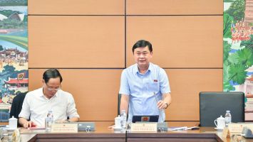 Đoàn Đại biểu Quốc hội Nghệ An thảo luận dự án Luật Tổ chức tòa án nhân dân (sửa đổi)