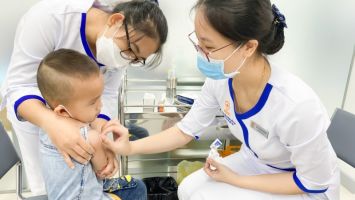 Đảm bảo nguồn cung ứng vắc xin cho tiêm chủng và sinh phẩm y tế phục vụ chương trình tiêm chủng mở rộng bắt buộc