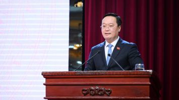 Tiếp tục chỉ đạo giải quyết ở mức tối đa các vấn đề được đề cập tại Kỳ họp, để hoàn thiện các giải pháp thực hiện mục tiêu phát triển kinh tế - xã hội năm 2024