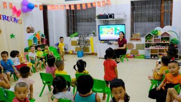 Bộ Giáo dục và Đào tạo trả lời kiến nghị cử tri về chính sách hỗ trợ cho trẻ em trong độ tuổi nhà trẻ thuộc vùng khó khăn, vùng dân tộc, miền núi và chính sách học phí