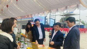 Ban Văn hóa - Xã hội HĐND tỉnh khảo sát công tác quản lý và tổ chức lễ hội tại đền Bạch Mã - huyện Thanh Chương