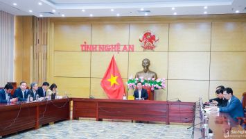 Chủ tịch UBND tỉnh Nghệ An làm việc với lãnh đạo Ngân hàng Thế giới tại Việt Nam