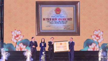 Nghệ An: Trọng thể Lễ đón nhận Bằng xếp hạng Di tích Quốc gia đặc biệt Đền thờ Vua Mai Hắc Đế