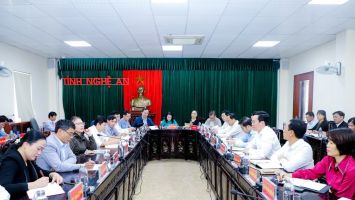 Chủ tịch UBND tỉnh Nguyễn Đức Trung tiếp công dân định kỳ tháng 3/2023