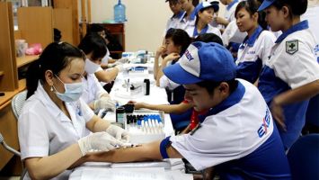 Giải quyết khó khăn trong việc phát triển cơ sở khám chữa bệnh nơi đông công nhân