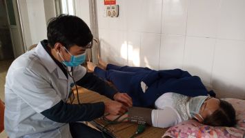 Bộ Y tế trả lời kiến nghị cử tri về công tác khám, chữa bệnh và công tác tuyển dụng tại các trạm y tế