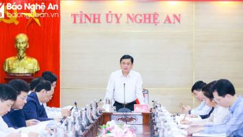 Ban Chỉ đạo tỉnh Nghệ An về vận động, hỗ trợ xây dựng nhà ở cho hộ nghèo, người có hoàn cảnh khó khăn họp bàn kế hoạch triển khai chương trình